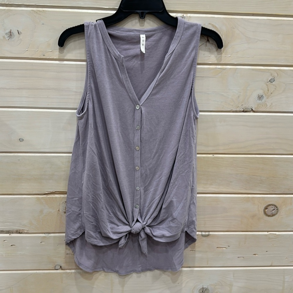 Women’s Size Large tank top. Knot can be untied.